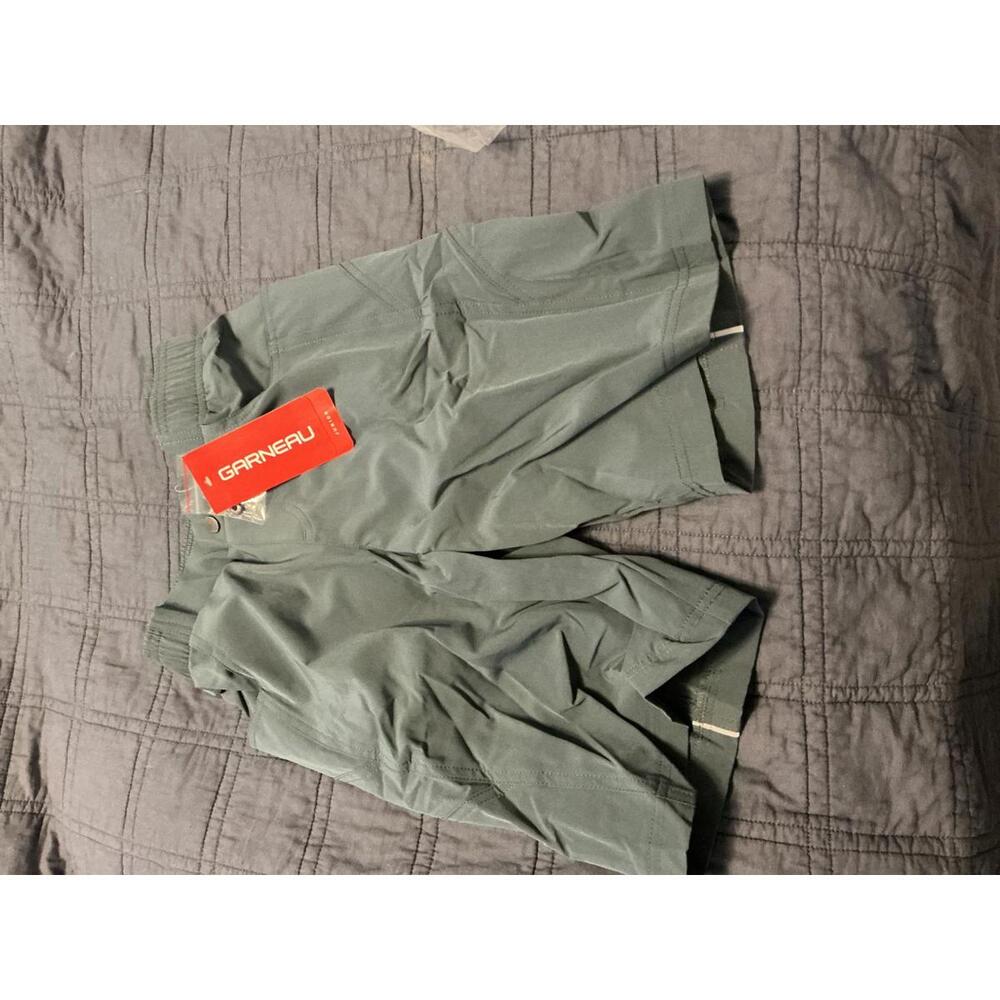 Garneau Juniors Shorts Range 3 Large NWT 1054100 - 944